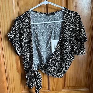 NWT Crop Side Tie Top